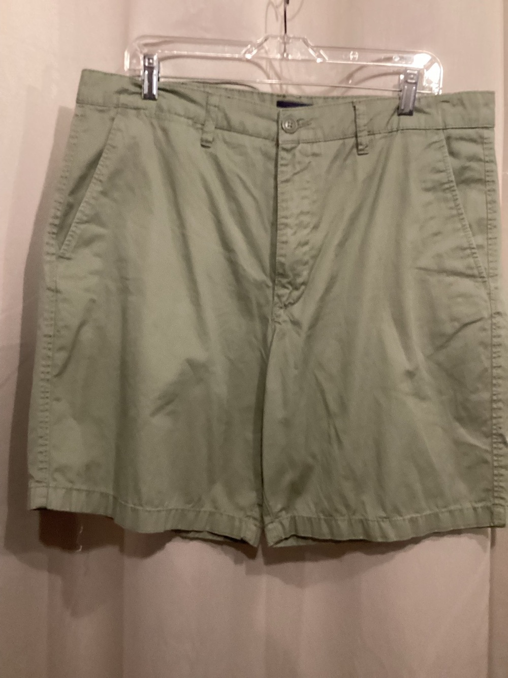 Basic Editions Men's Light Sage Green Flat Front Shorts